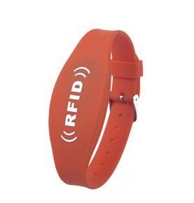 rfid silicone wristband ID IC cárta wristband ilchodach dé-minicíocht NFC folláine uiscedhíonach bracelet páirc uisce