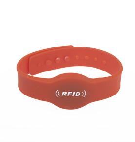 Banna láimhe búcla cabhraithe RFID Silicone