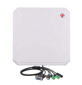 Léitheoir geata UHF RFID 10m Páirceáil Feithicle Léitheoir RFID 865 ~ 960Mhz Léitheoir Fadraoin