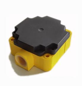 RS232 port srathach AGV tralaí sainchomhartha RFID braiteoir láimhseáil robot suite léitheoir chlib RFID