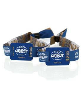 Ionduchtú Minicíocht Raidió Wristband RFID Wristband Indiúscartha poileistir Wristband Aitheantas Ceolchoirm poileistir Cliste Jacquard Wristband