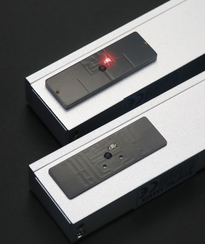 rfid chlib leictreonach ultra minicíocht ard éighníomhach suíomh solais frith-mhiotail aimsiú clib réad meabhrúchán lonrúil bainistíochta mír 3