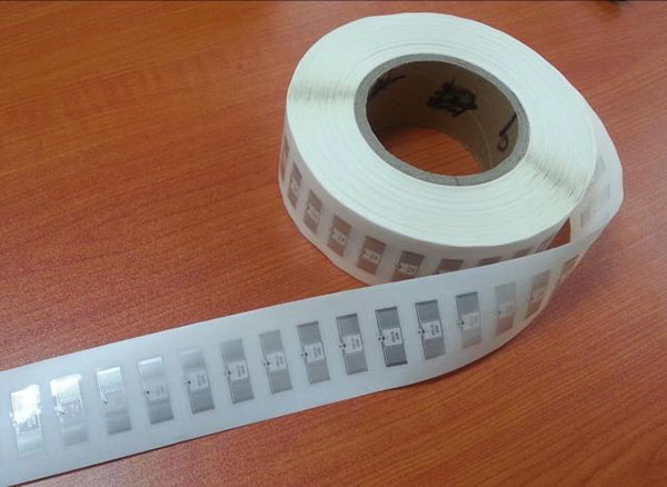 Clib leictreonach UHF clib RFID inleagadh fliuch Clib UHF clib leictreonach RFID H4 chlib 5